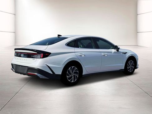 New 2026 Hyundai Sonata Blue image 8