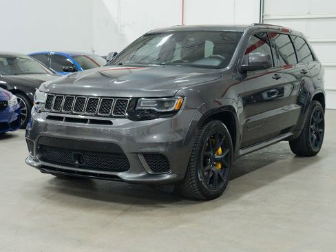Used 2018 Jeep Grand Cherokee Trackhawk image 3