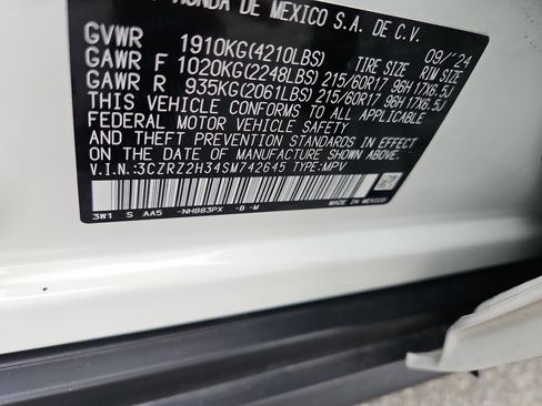 Certified 2025 Honda HR-V LX image 14