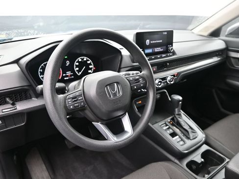 Certified 2025 Honda CR-V EX image 17
