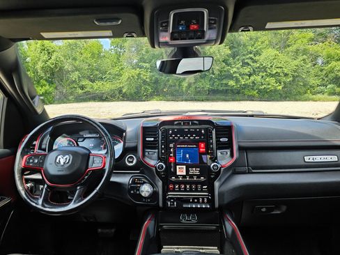 Used 2020 RAM 1500 Rebel w/ Level 2 Equipment Group AWD/4WD image 25