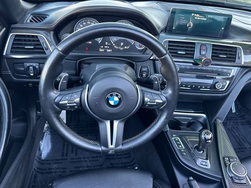 Used 2016 BMW M4 Convertible image 14