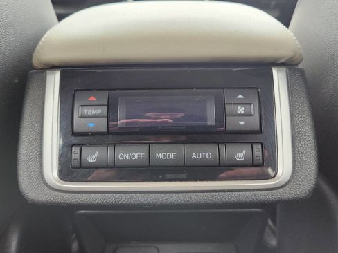 Used 2021 Subaru Ascent Limited w/ Popular Package #2 image 20