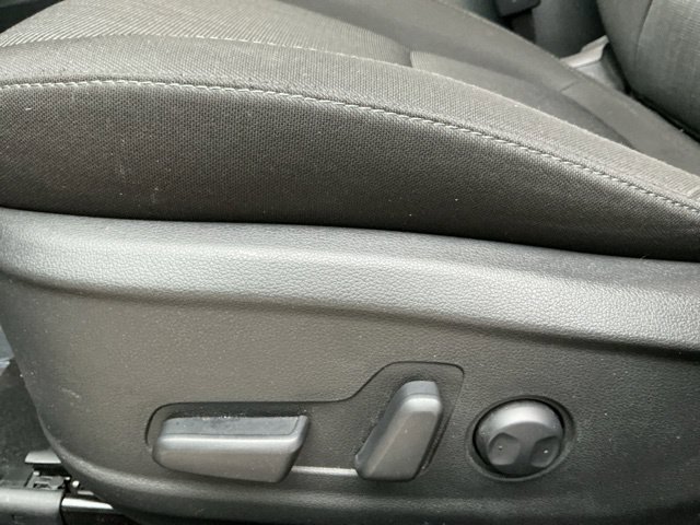 Certified 2023 Hyundai Kona SEL AWD/4WD image 19