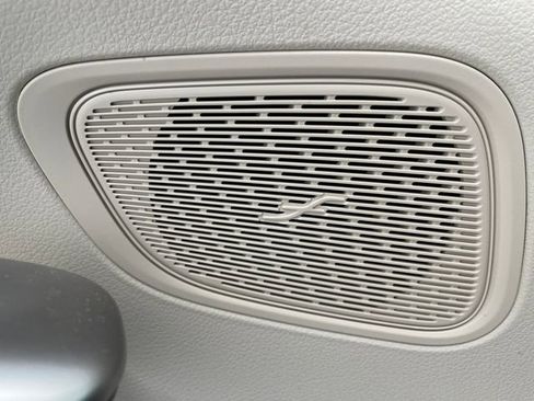 Certified 2024 Mercedes-Benz GLC 300 4MATIC image 37