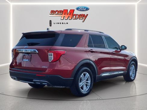 Used 2021 Ford Explorer XLT w/ Equipment Group 202A AWD/4WD image 4