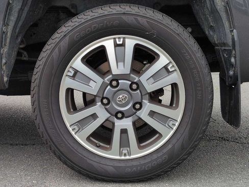 Used 2020 Toyota Tundra 1794 Edition AWD/4WD image 14