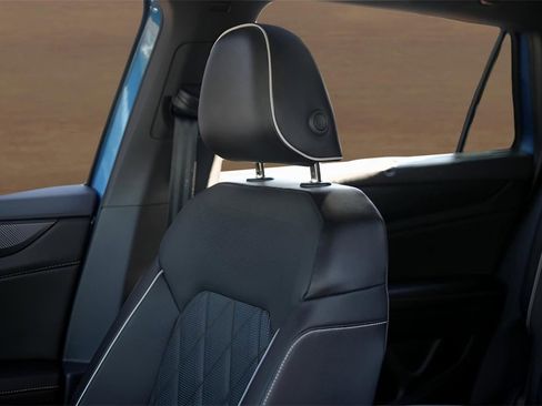 Used 2024 Volkswagen Atlas Cross Sport SEL Premium R-Line image 12