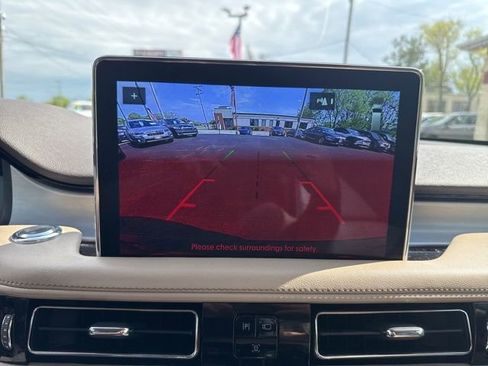 Used 2023 Lincoln Aviator AWD image 33