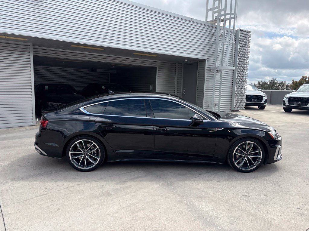 Used 2021 Audi A5 2.0T Premium Plus AWD/4WD image 4