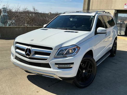 Used 2016 Mercedes-Benz GL 450 4MATIC image 2