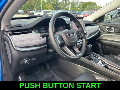 Certified 2022 Jeep Compass Latitude AWD/4WD image 12