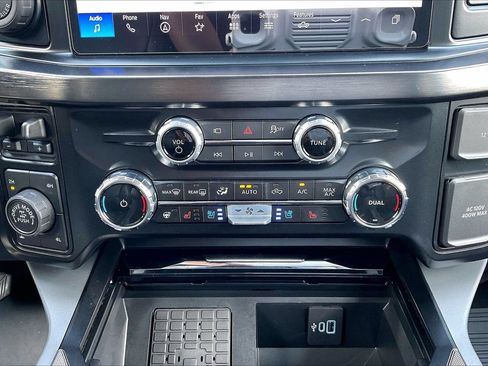 Used 2026 Ford F250 Lariat w/ Tremor Off-Road Package AWD/4WD image 19