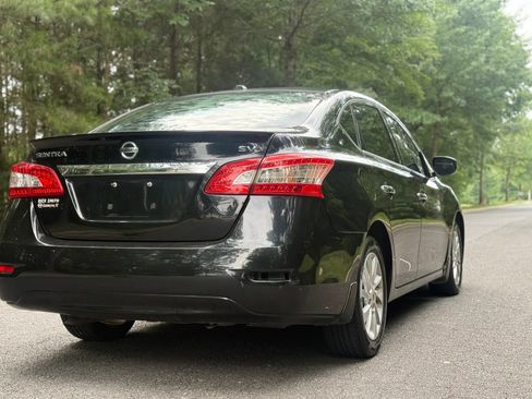 Used 2015 Nissan Sentra SV w/ Style Package FWD image 5