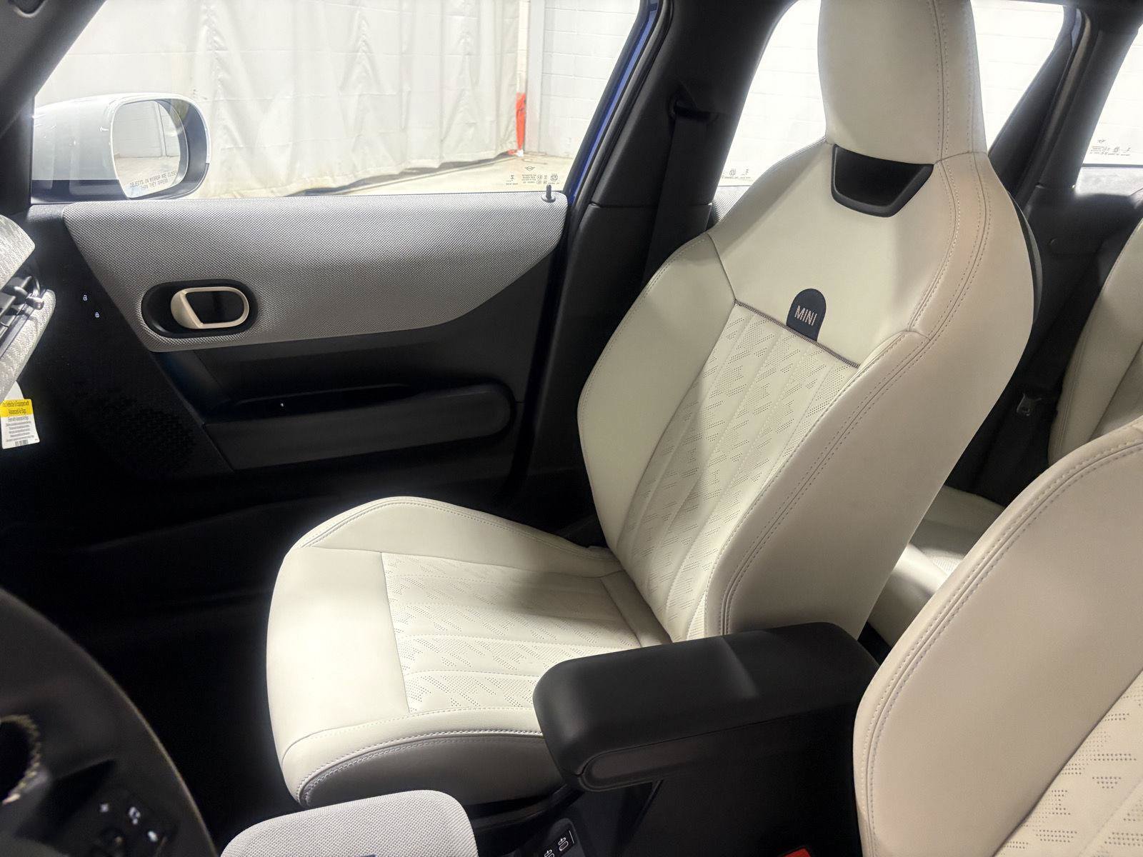 Used 2026 MINI Cooper S FWD image 25