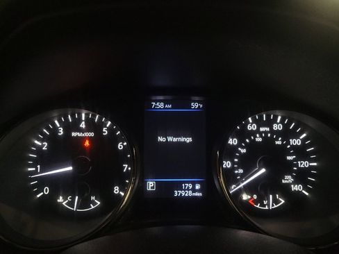 Used 2019 Nissan Rogue Sport SV image 23