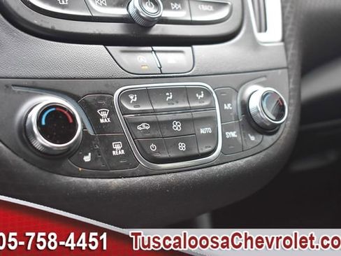 Used 2024 Chevrolet Malibu LT image 34