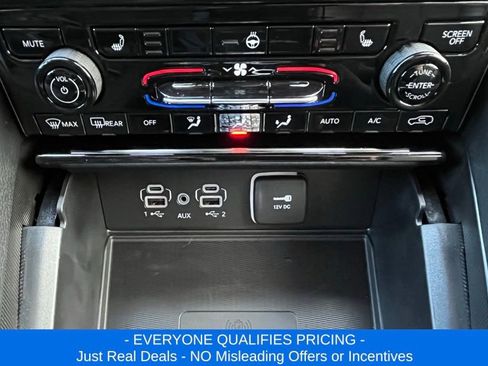 New 2025 Jeep Grand Cherokee L Altitude image 17