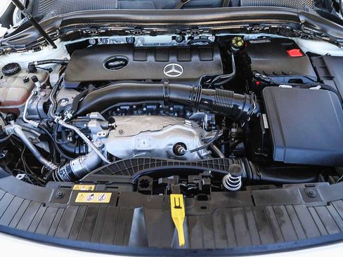 Used 2021 Mercedes-Benz GLA 250 image 25
