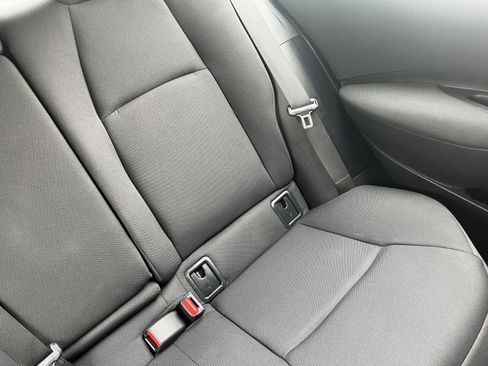 Used 2023 Toyota Corolla LE image 35