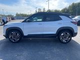 Used 2025 Chevrolet TrailBlazer RS w/ Driver Confidence Package image 3