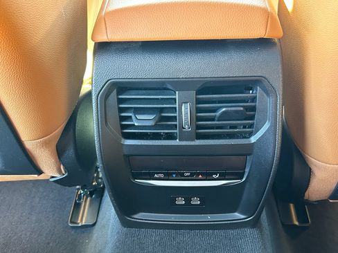 Used 2023 BMW i4 eDrive35 RWD image 33