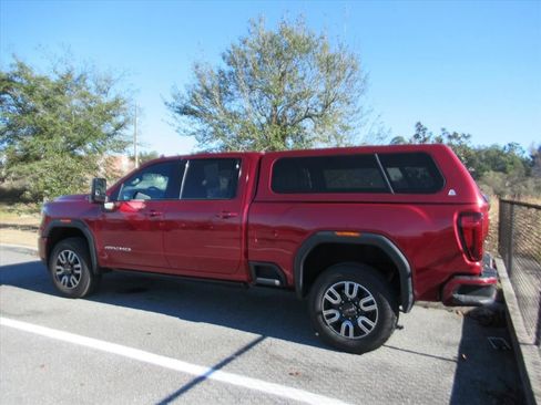 Used 2023 GMC Sierra 2500 AT4 w/ AT4 Preferred Package image 3