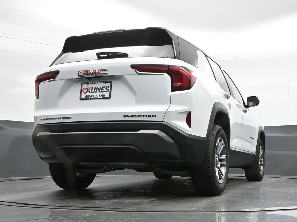 Used 2025 GMC Terrain Elevation AWD/4WD image 39