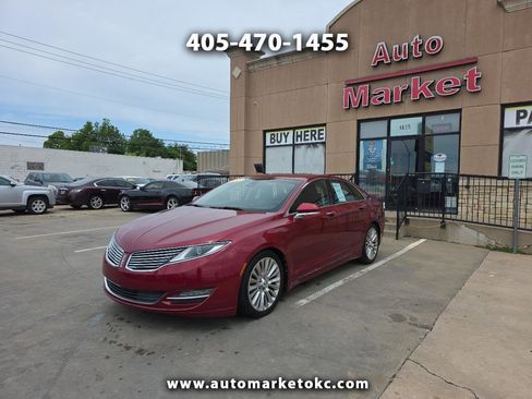 Used 2013 Lincoln MKZ FWD image 1