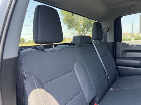 Used 2021 Chevrolet Silverado 1500 LT RWD image 26
