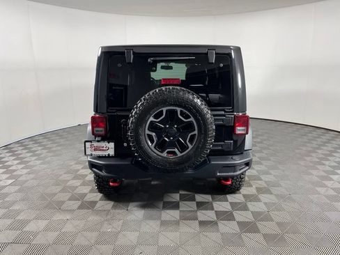 Used 2016 Jeep Wrangler Unlimited Rubicon AWD/4WD image 6