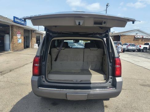 Used 2018 Chevrolet Tahoe Premier AWD/4WD image 8