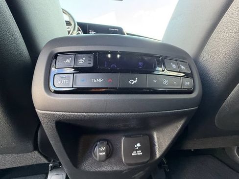 Used 2025 Hyundai Palisade Calligraphy AWD/4WD image 25