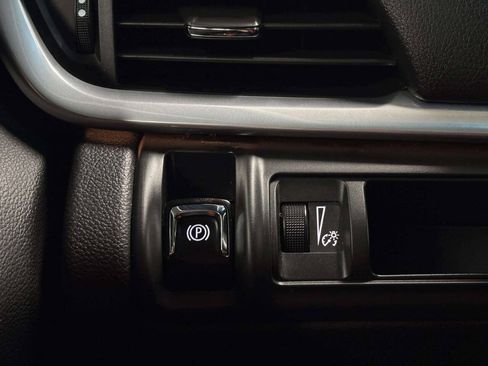 Used 2017 Cadillac XTS Luxury w/ Driver Awareness Package AWD/4WD image 29