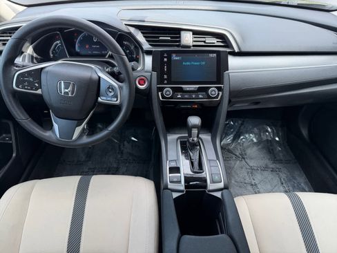 Used 2018 Honda Civic EX image 6