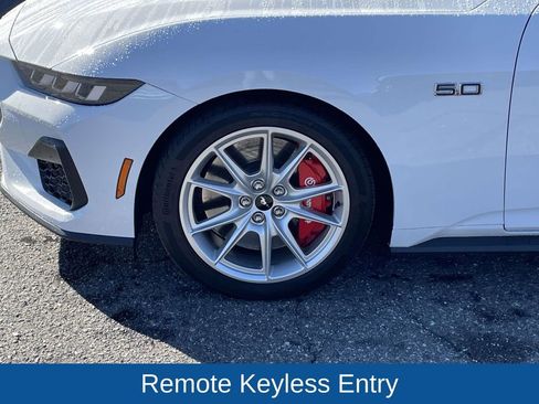 Used 2024 Ford Mustang GT Premium image 10
