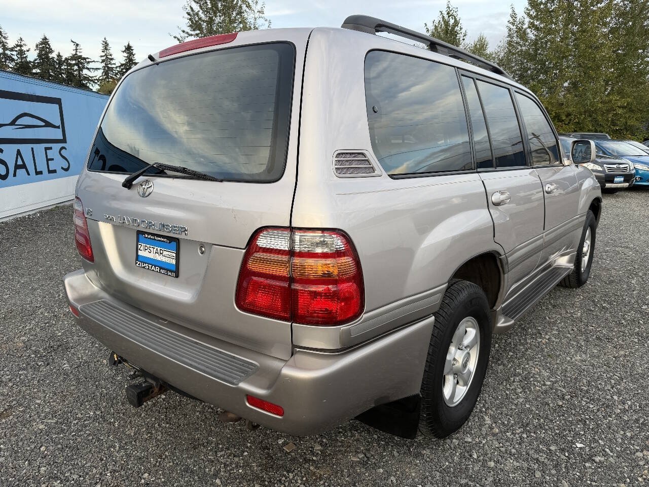 Used 2000 Toyota Land Cruiser AWD/4WD image 3