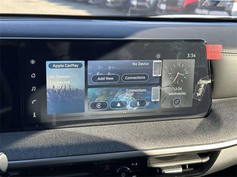 New 2025 Nissan Kicks SV w/ SV Premium Package image 20