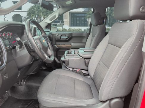 Used 2020 Chevrolet Silverado 1500 LT w/ Texas Edition RWD image 9