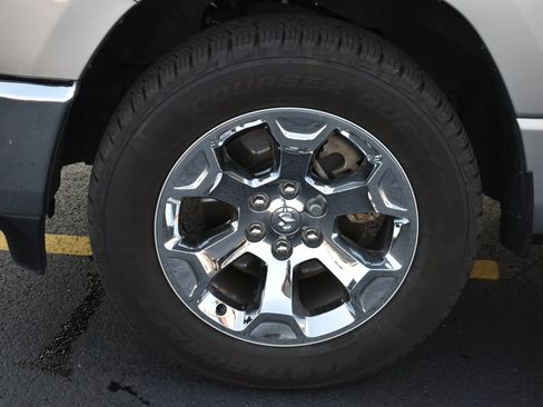 Used 2021 RAM 1500 Big Horn AWD/4WD image 10