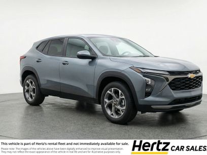 Used 2025 Chevrolet Trax LT