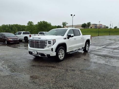 Used 2024 GMC Sierra 1500 Denali w/ Technology Package AWD/4WD image 47