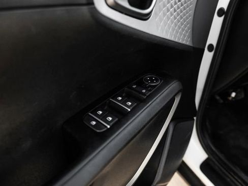 Used 2022 Kia Soul LX w/ Technology Package image 36