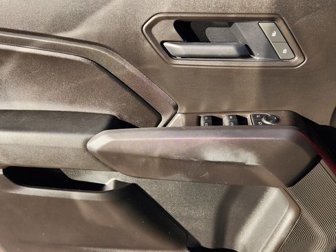 Used 2025 Chevrolet Colorado Trail Boss image 26