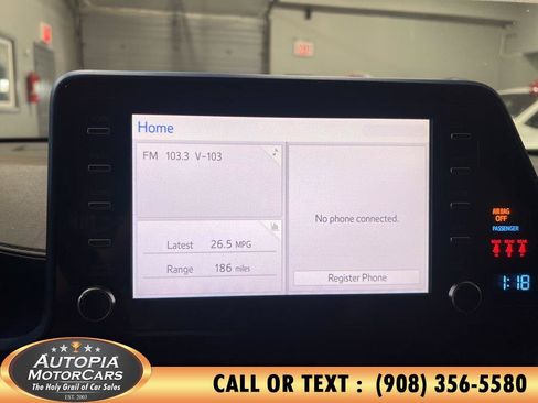 Used 2019 Toyota C-HR XLE FWD image 24