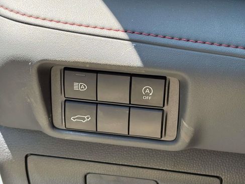 Used 2023 Toyota Highlander XSE AWD/4WD image 19