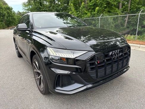 Used 2022 Audi SQ8 Prestige w/ Prestige Package AWD/4WD image 5