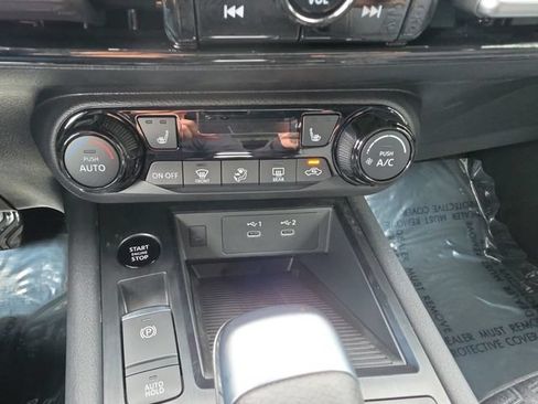New 2026 Nissan Kicks SV FWD image 21