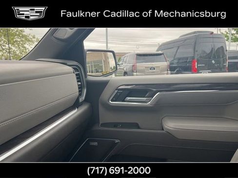 Used 2025 Chevrolet Silverado 1500 LTZ w/ LTZ Premium Package AWD/4WD image 30