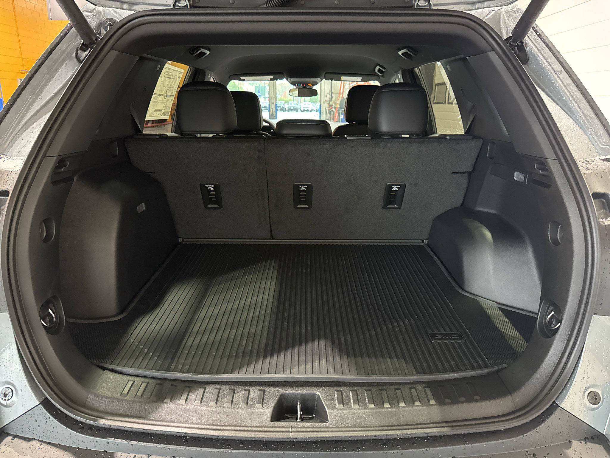 New 2027 GMC Terrain Elevation w/ Elevation Premium Package AWD/4WD image 20